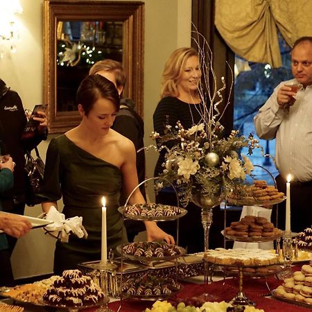 Louisville Bourbon Inn Kültér fotó