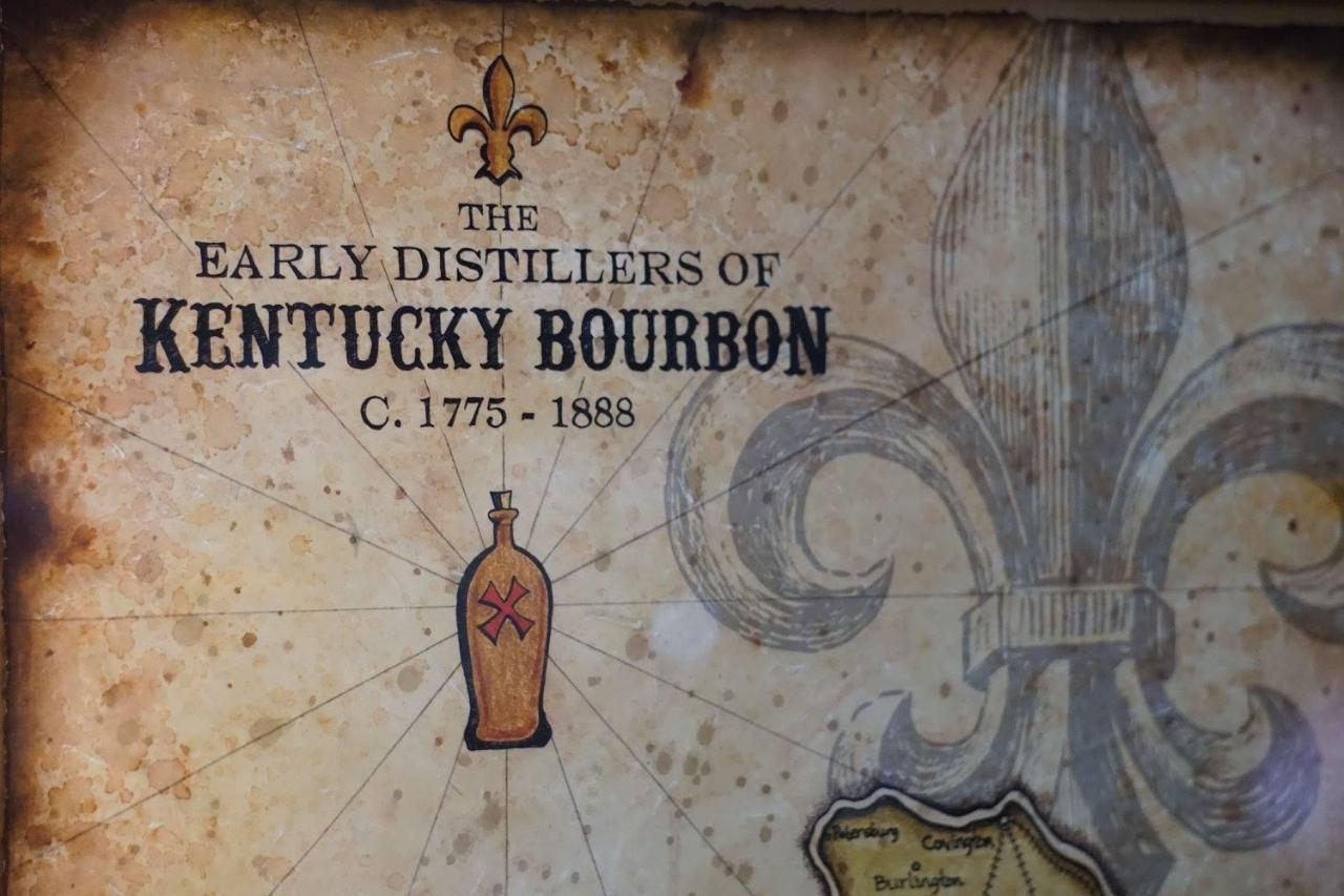 Louisville Bourbon Inn Kültér fotó