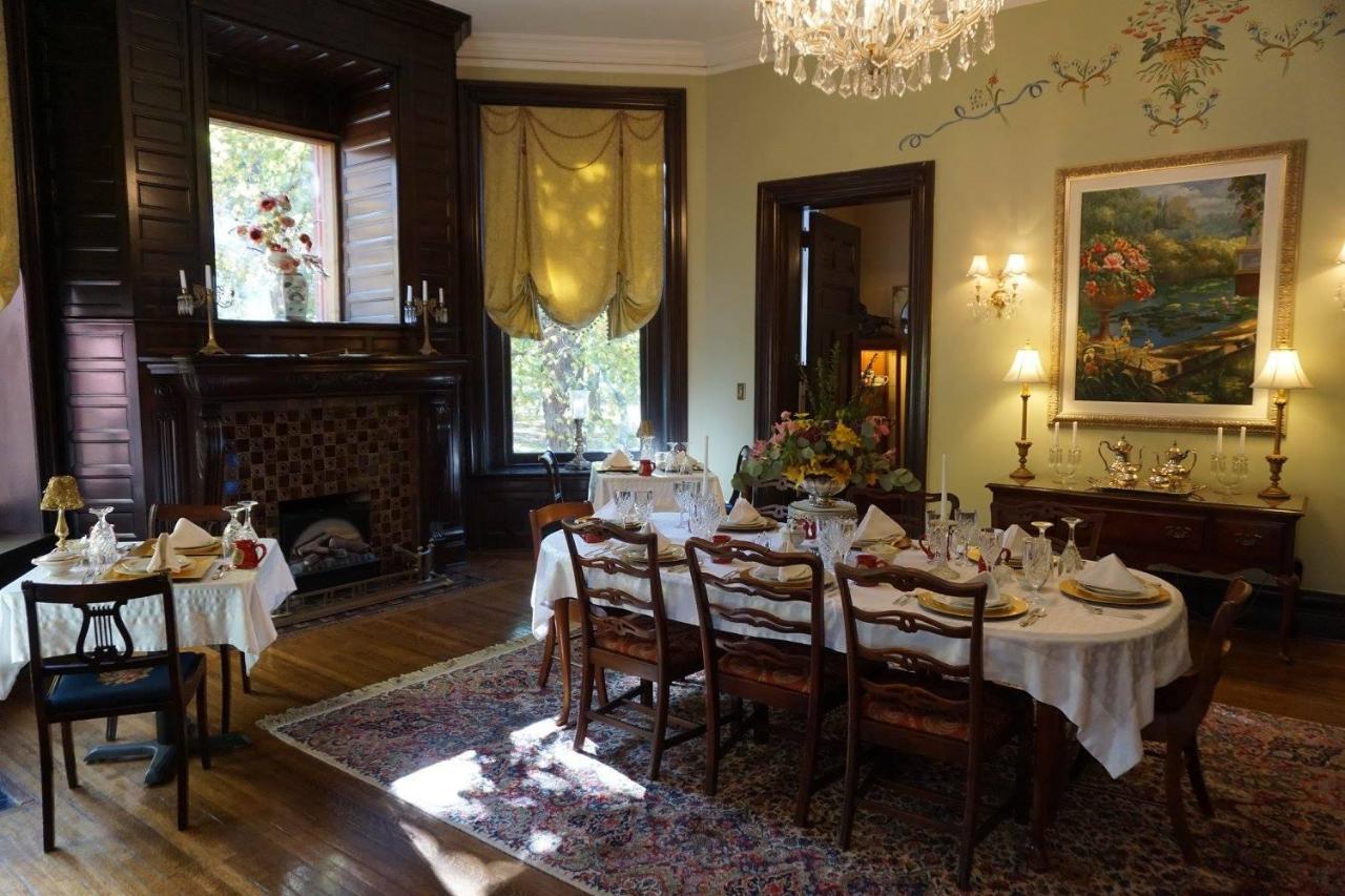 Louisville Bourbon Inn Kültér fotó
