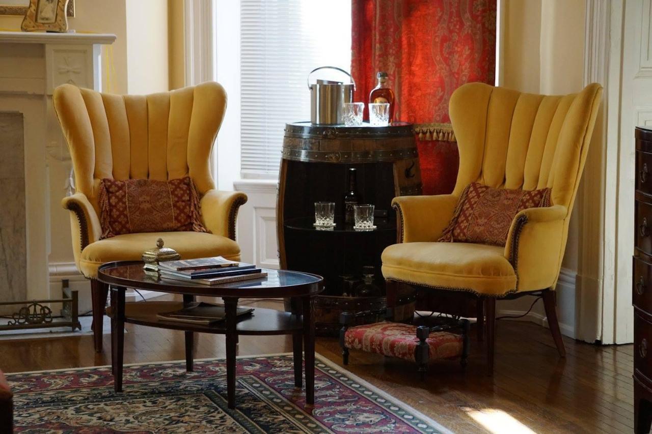 Louisville Bourbon Inn Kültér fotó