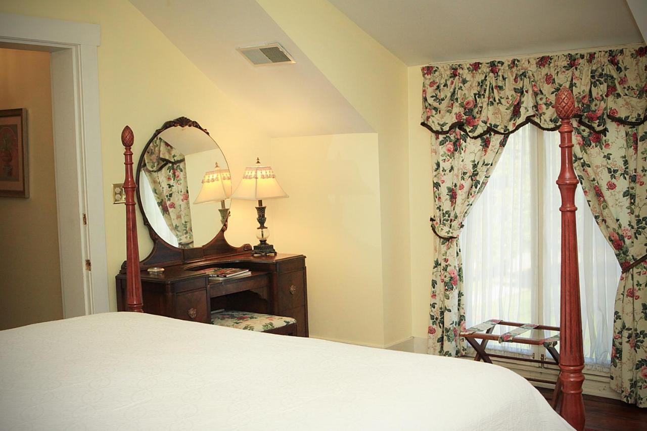 Louisville Bourbon Inn Kültér fotó